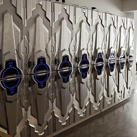 Puffin Nest Capsule Hostel Вестманеяр Екстериор снимка